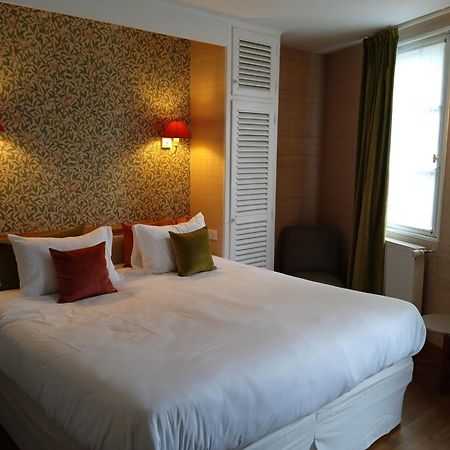 Logis Hotel Les Fuchsias Saint-Vaast-la-Hougue Ngoại thất bức ảnh