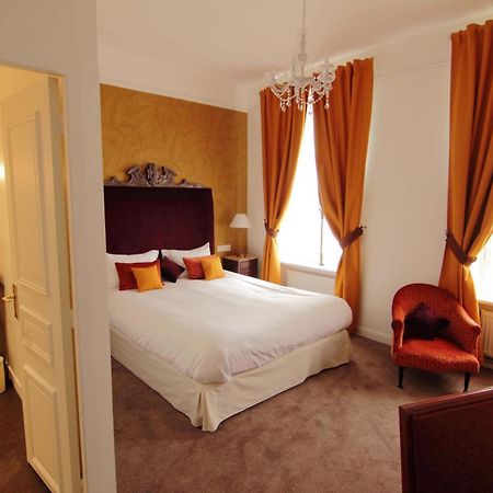 Logis Hotel Les Fuchsias Saint-Vaast-la-Hougue Ngoại thất bức ảnh